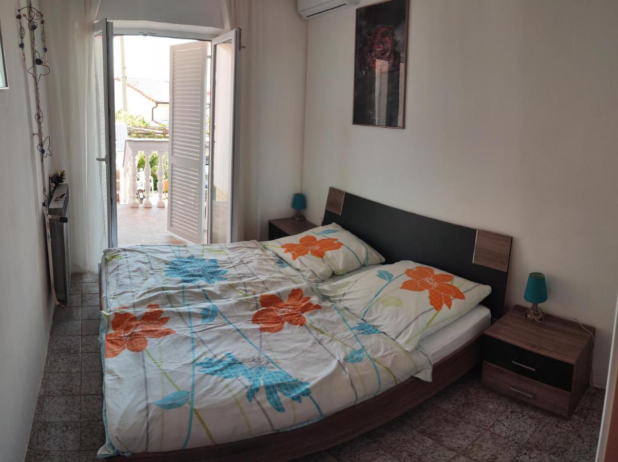 Apartmani Sabira Новий Винодольський Екстер'єр фото
