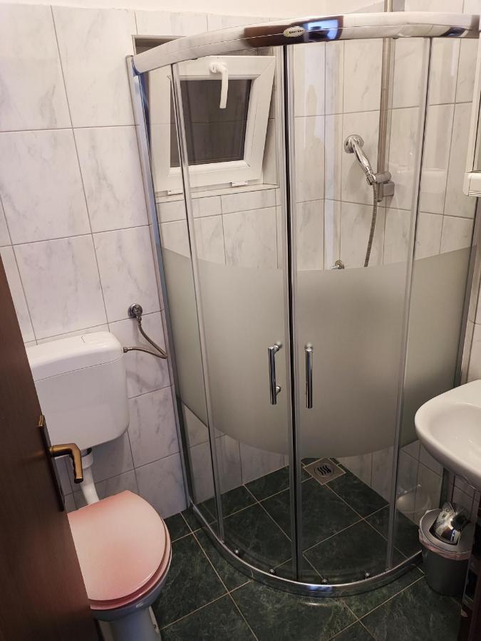 Apartmani Sabira Новий Винодольський Екстер'єр фото