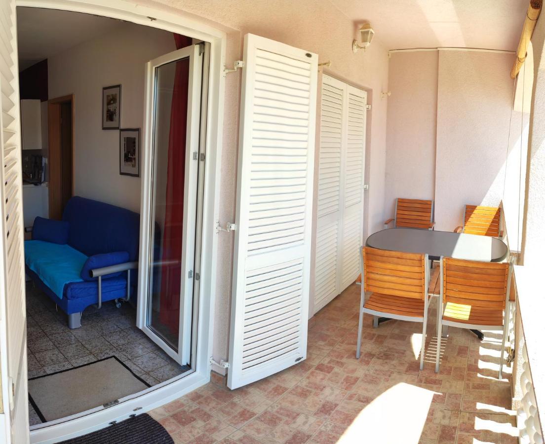 Apartmani Sabira Новий Винодольський Екстер'єр фото
