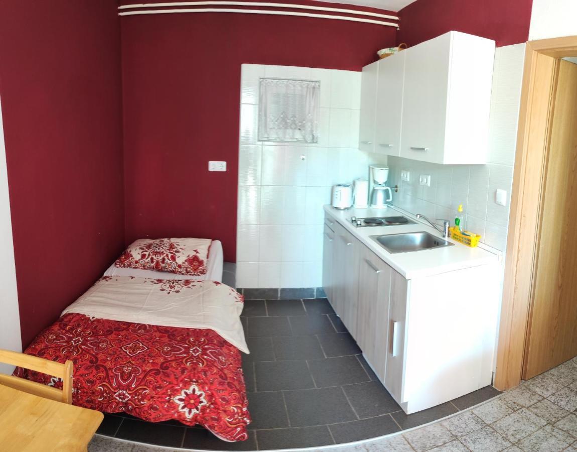 Apartmani Sabira Новий Винодольський Екстер'єр фото