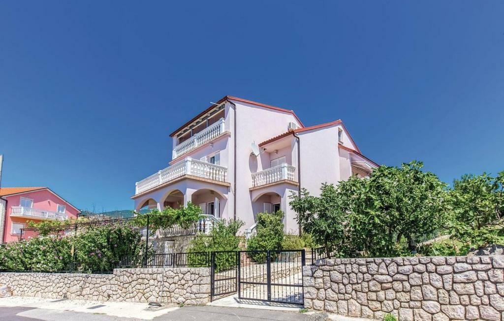 Apartmani Sabira Новий Винодольський Екстер'єр фото