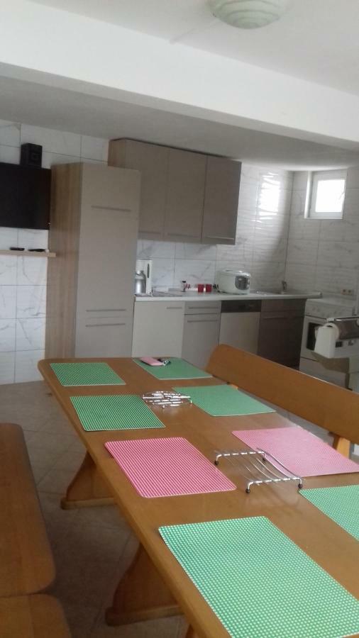 Apartmani Sabira Новий Винодольський Екстер'єр фото